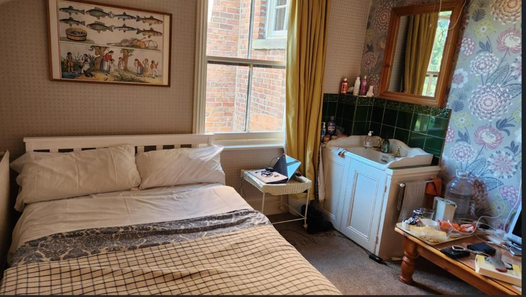 Cornerstones Guest House Sale Exteriér fotografie