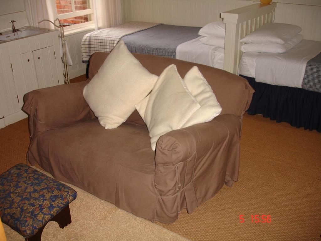 Cornerstones Guest House Sale Pokoj fotografie