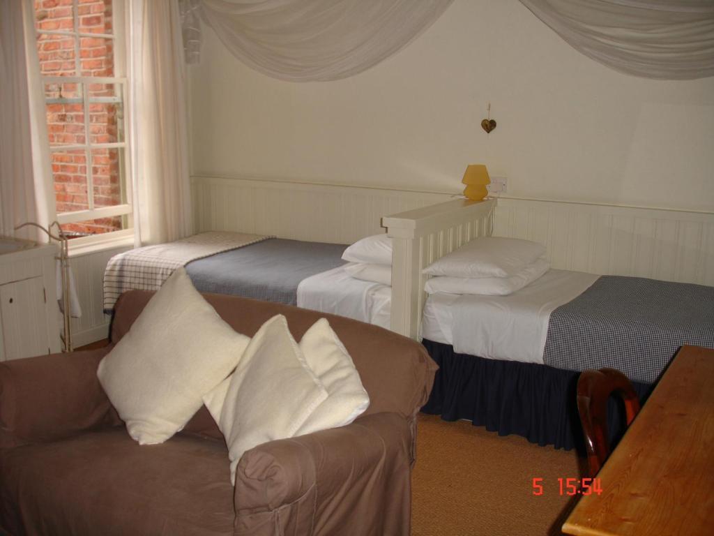Cornerstones Guest House Sale Pokoj fotografie