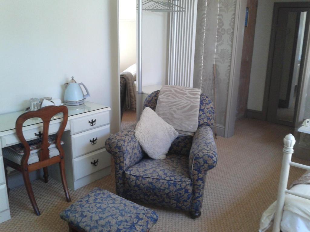 Cornerstones Guest House Sale Pokoj fotografie